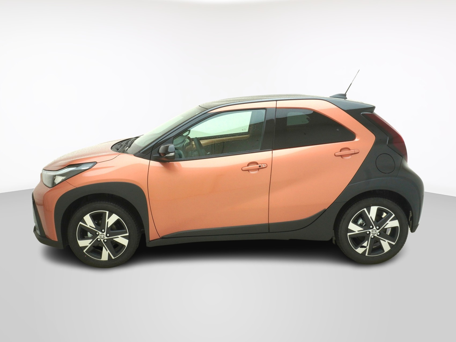 TOYOTA Aygo X 1.5 VVT-i HSD Trend