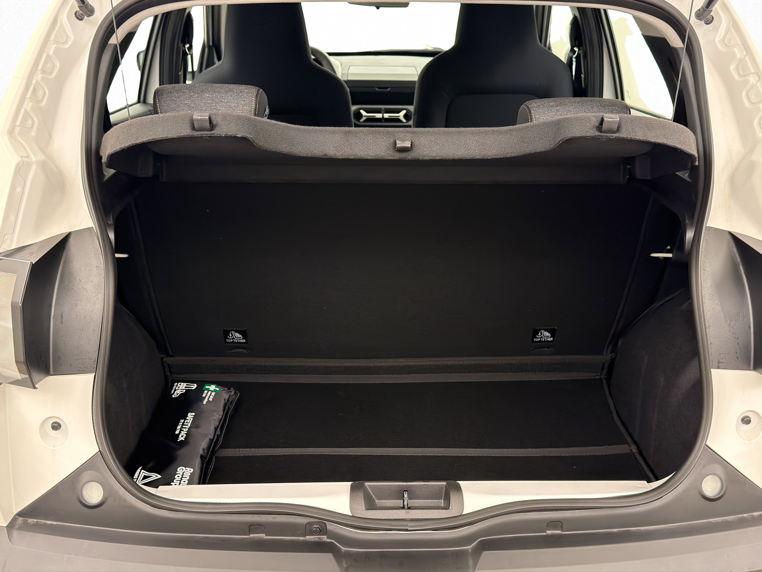 DACIA Spring Essential