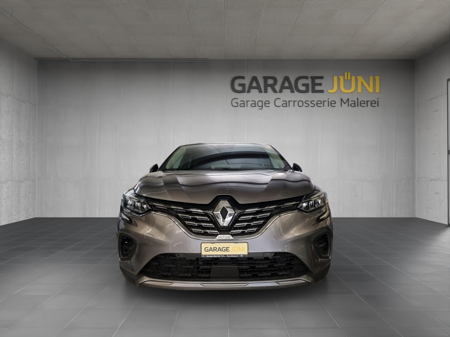 RENAULT Captur 1.6 E-Tech Plug-in Initiale