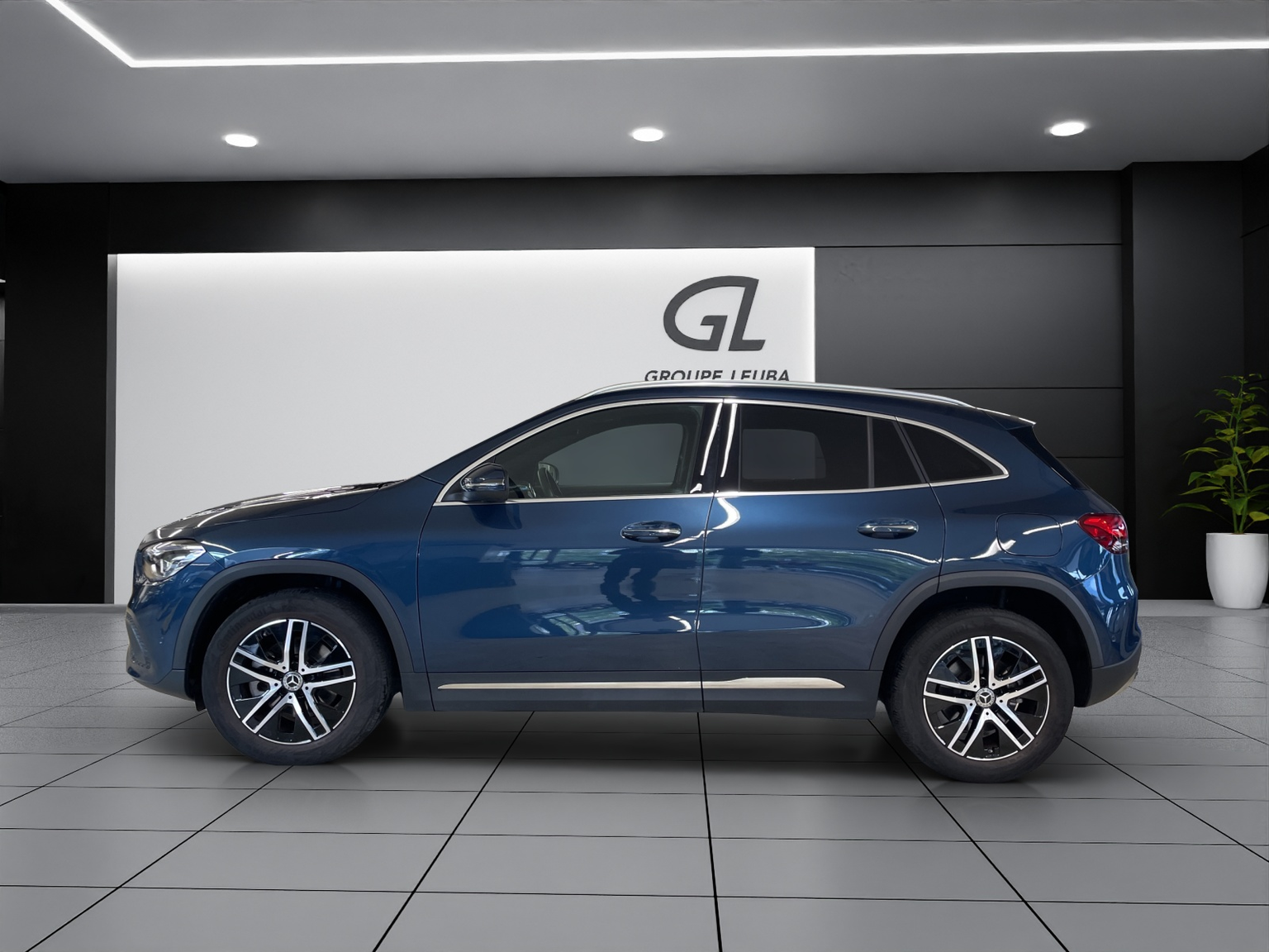 MERCEDES-BENZ GLA 220d Progress. 4Matic