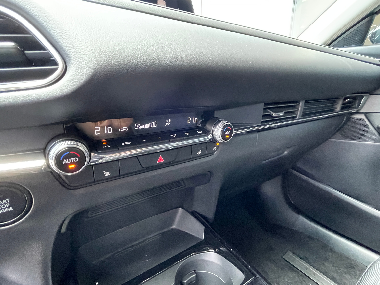 MAZDA CX-30 SKYACTIV-X 186 M Hybrid Homura AWD AT