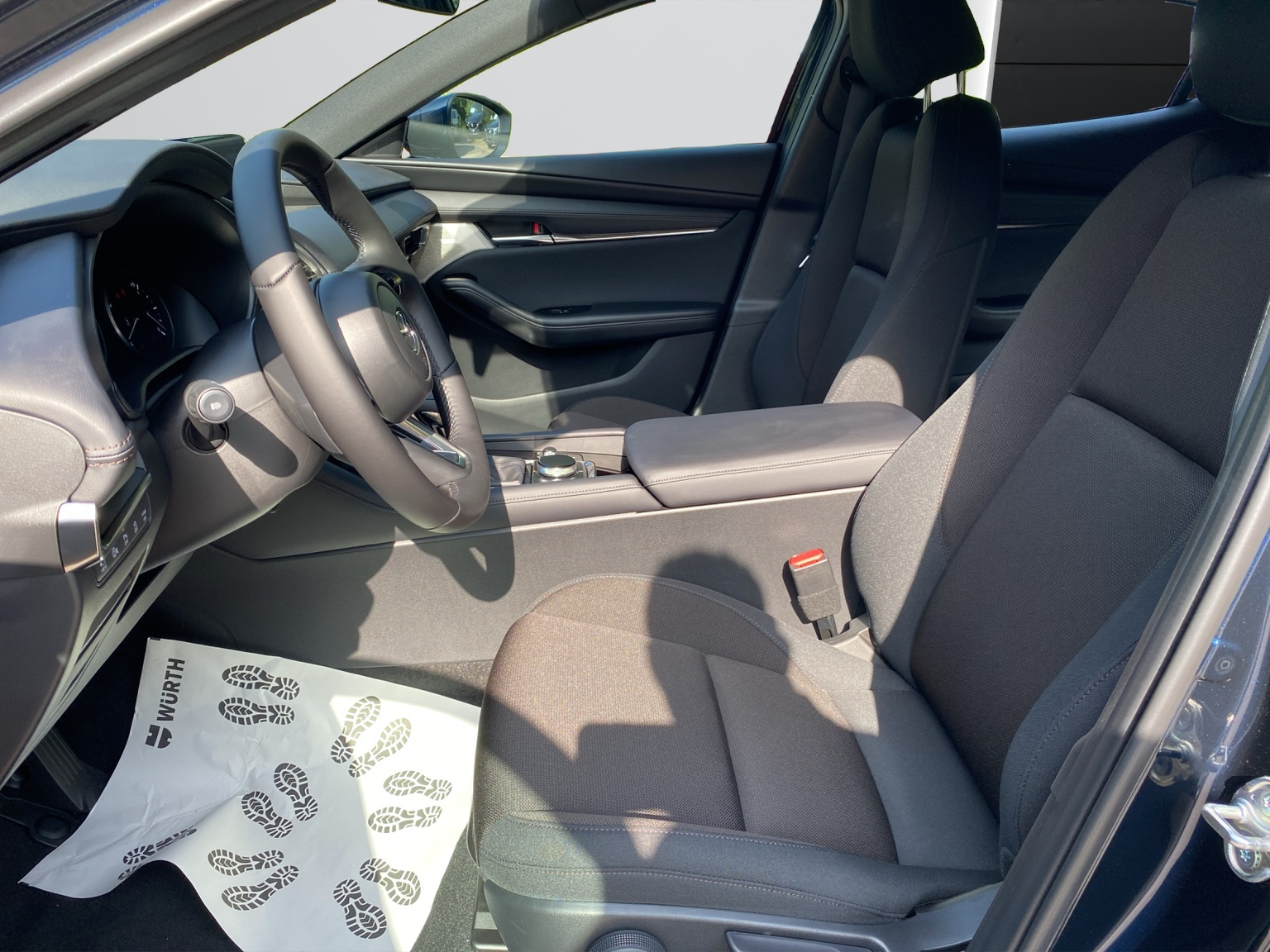MAZDA 3 Hatchback SKYACTIV-G M Hybrid 140 Centre Line Automat