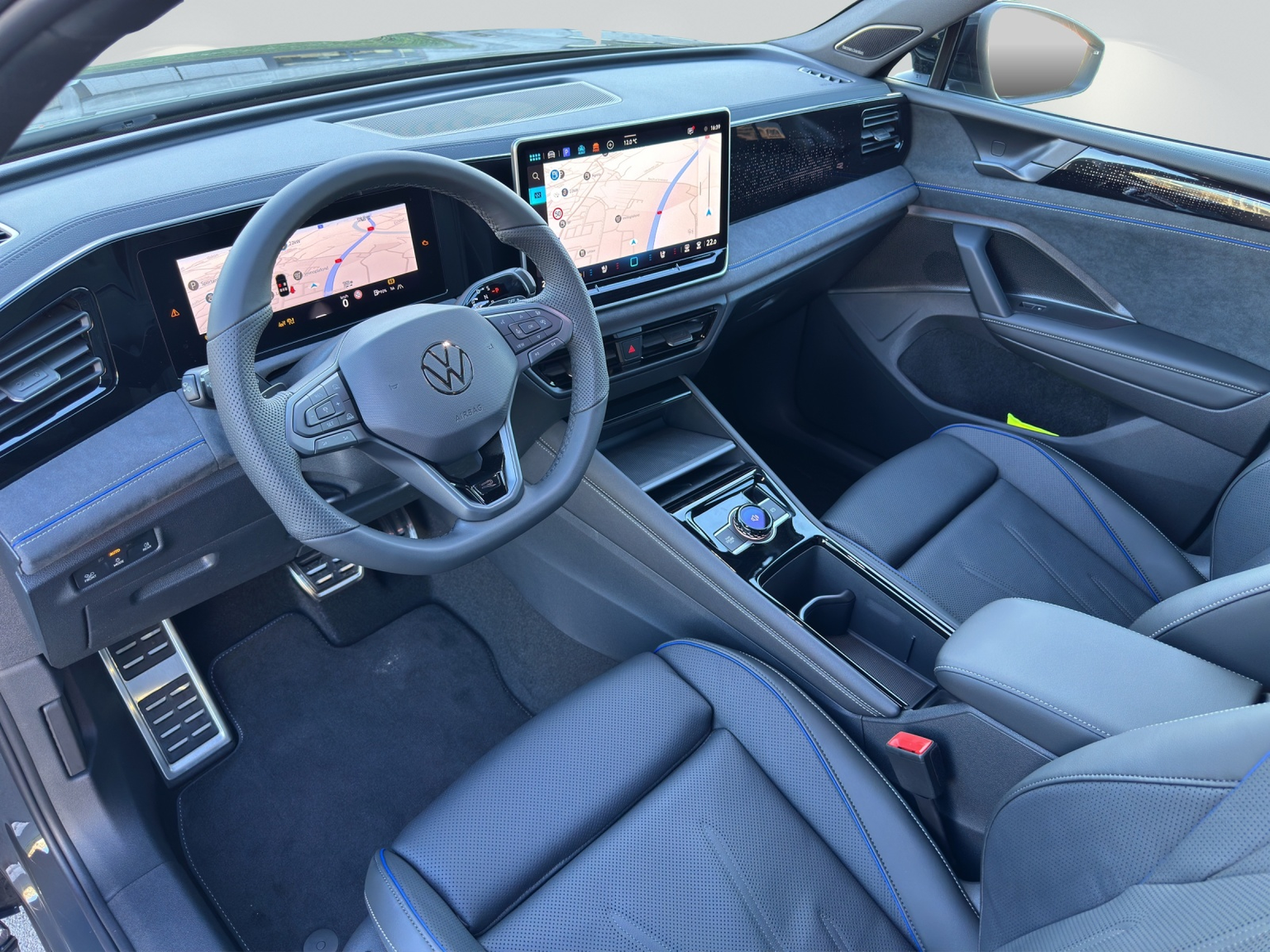 VW Tiguan 2.0 TDI SCR R-Line 4Motion DSG