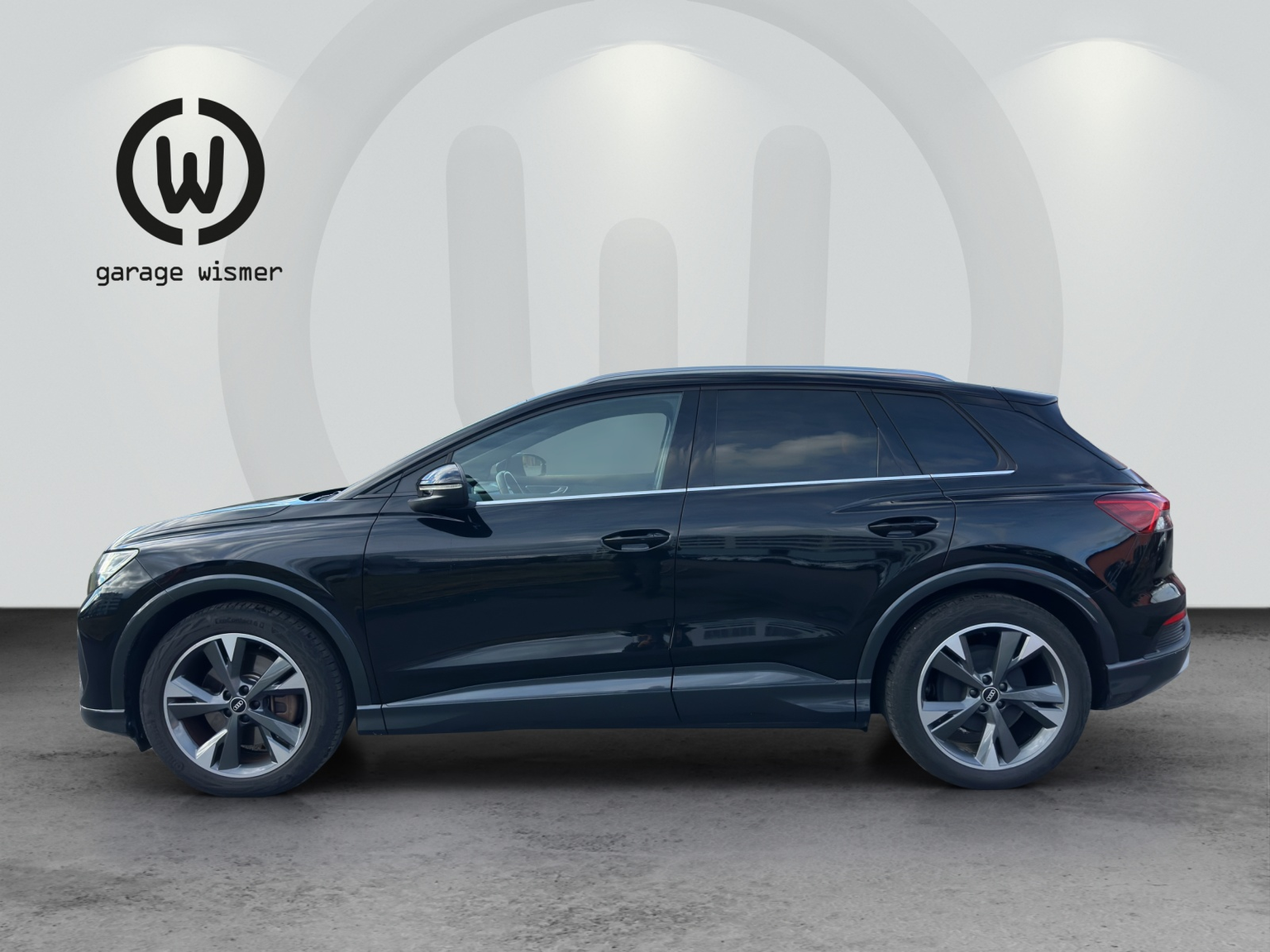 AUDI Q4 e-tron 50 quattro