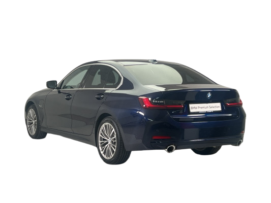 BMW 330e xDrive Steptronic