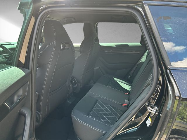 SKODA Karoq 2.0 TDI CR Sport Line 4x4 DSG