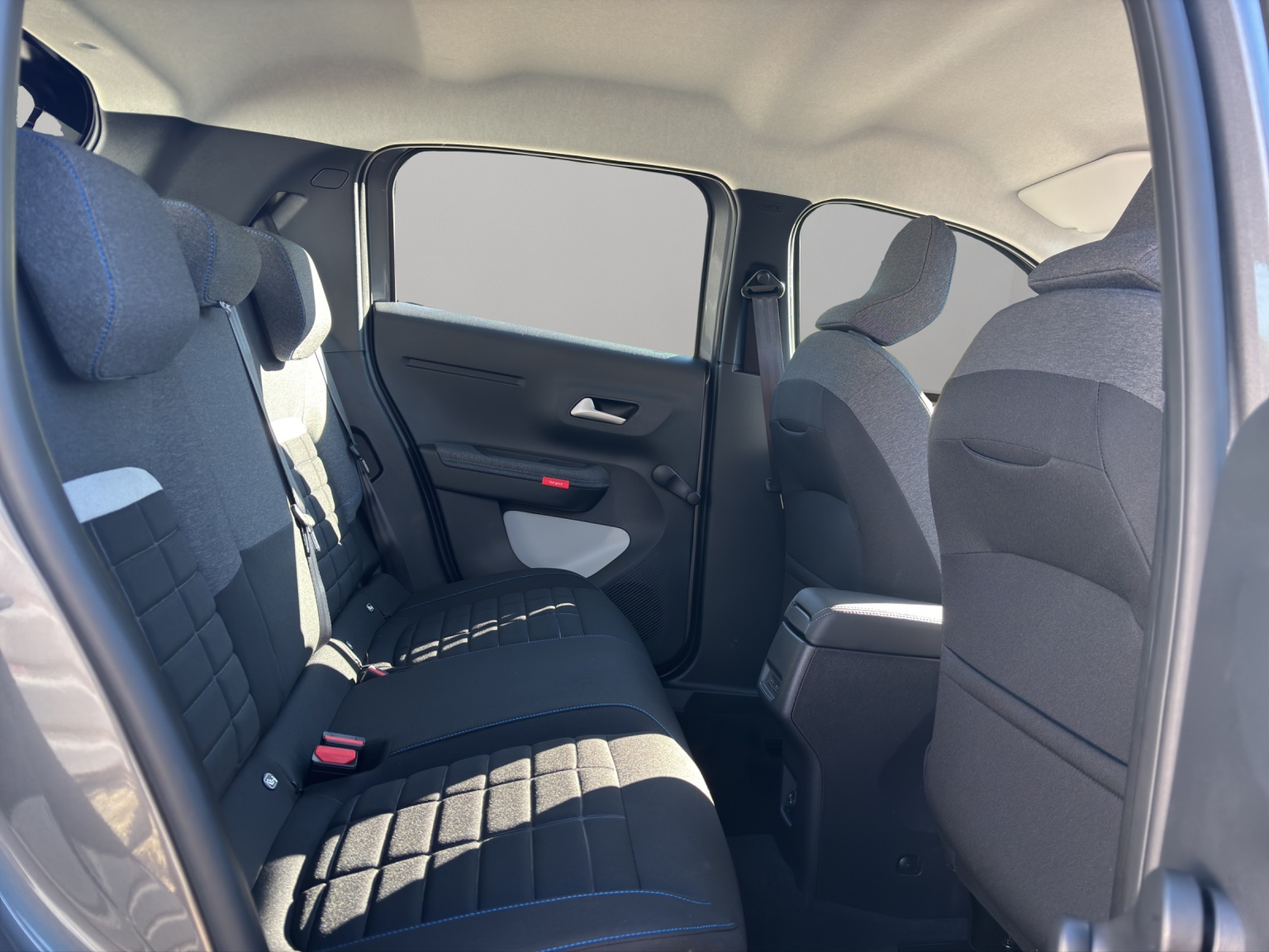 CITROEN C3 1.2i MHEV Tonic DCS6 / Dach schwarz / limitierte Serie / 5 Jahre CH-Herstellergarantie