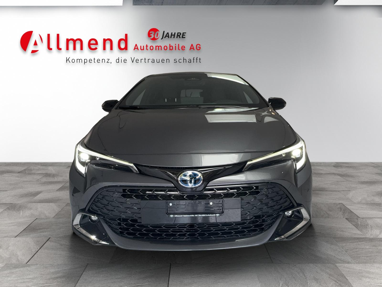 TOYOTA Corolla 1.8 HSD Trend