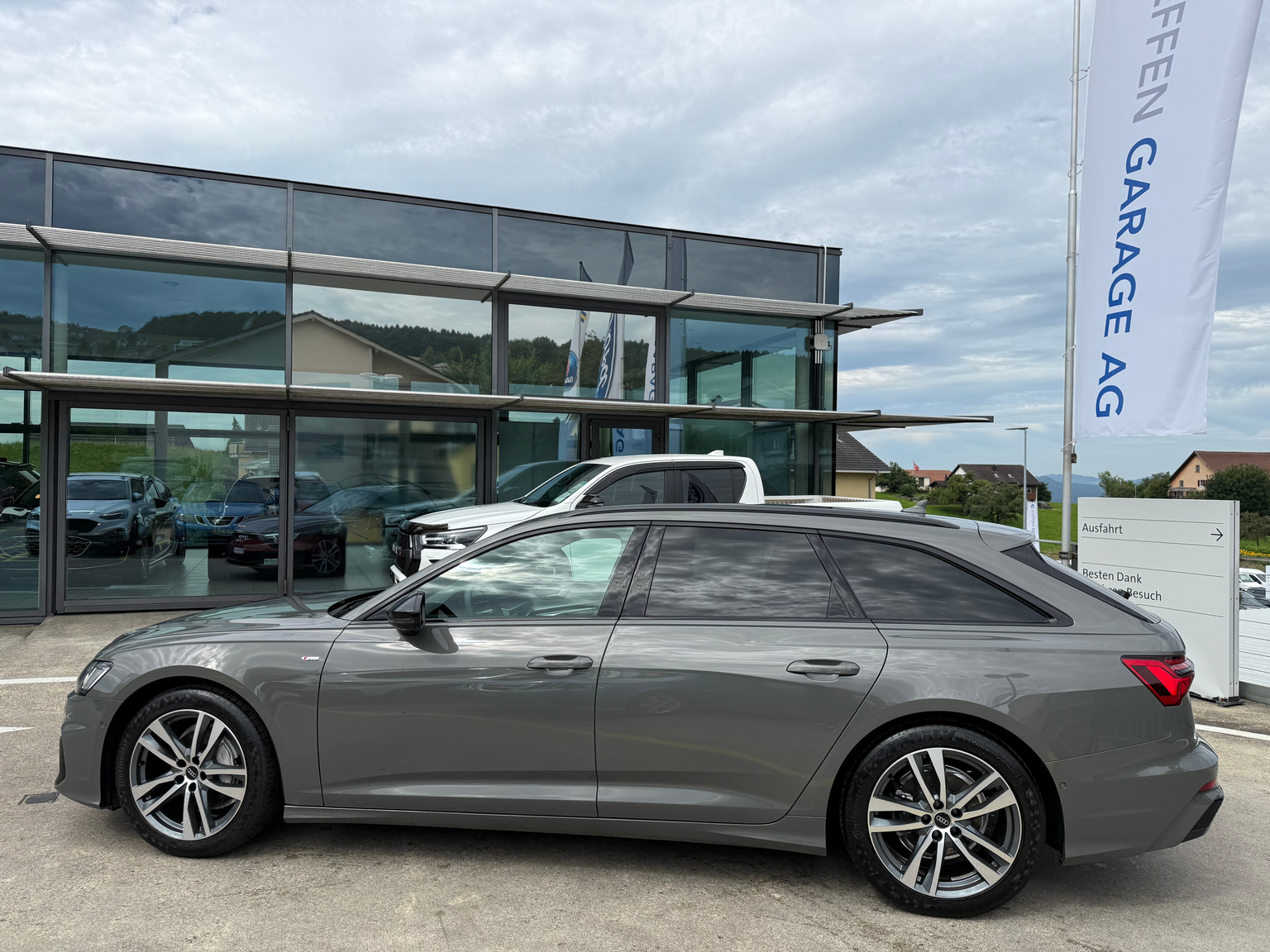 AUDI A6 Avant 40TDI S line qu