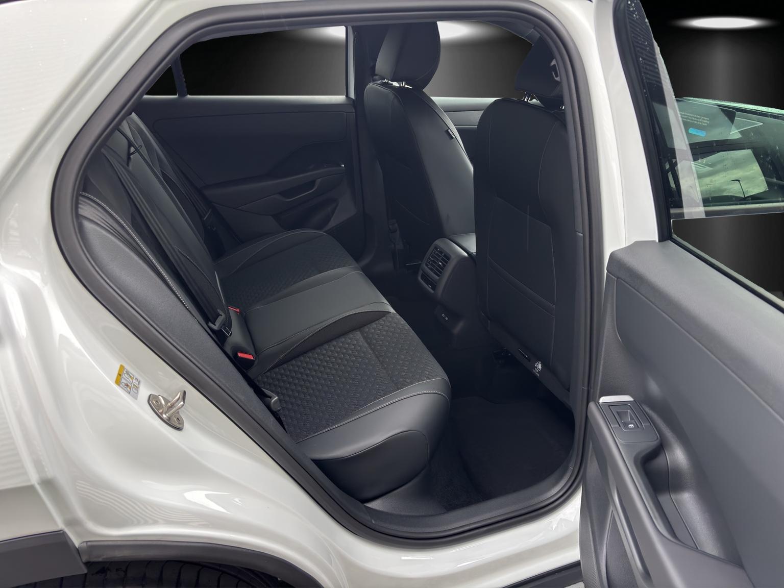 VW T-Roc 1.5 eTSI mHEV R-Line DSG