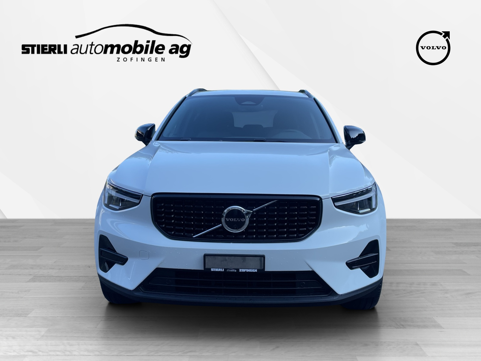 VOLVO XC40 2.0 B4 MH Plus Dark