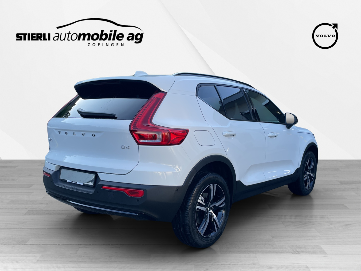 VOLVO XC40 2.0 B4 MH Plus Dark
