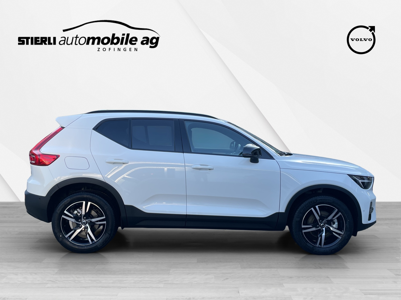 VOLVO XC40 2.0 B4 MH Plus Dark