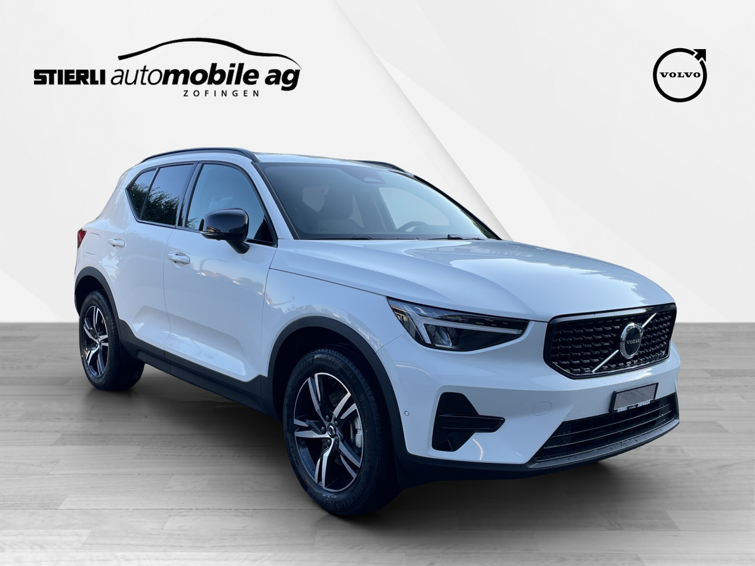 VOLVO XC40 2.0 B4 MH Plus Dark