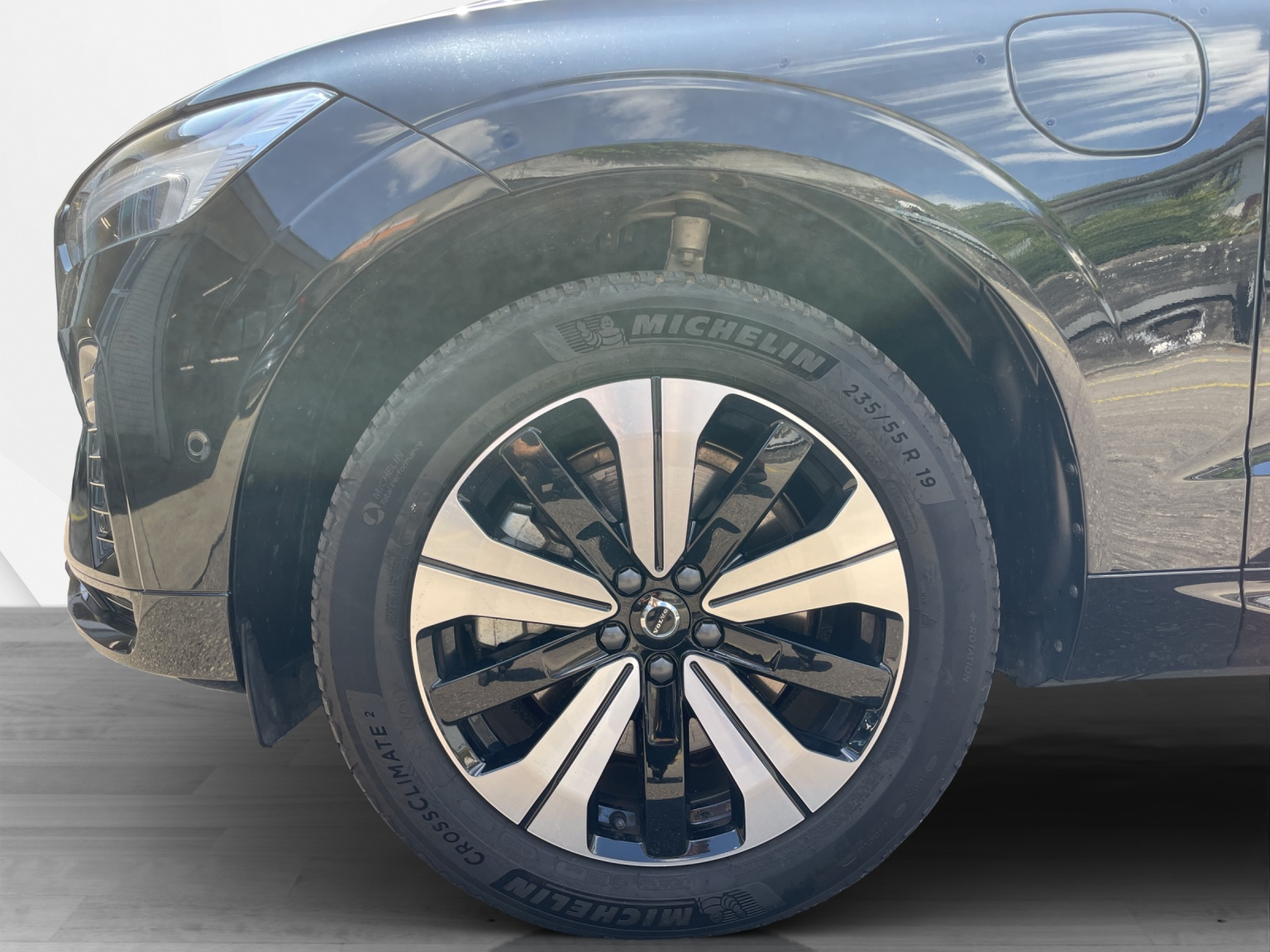 VOLVO XC60 2.0 T6 TE Plus Dark eAWD