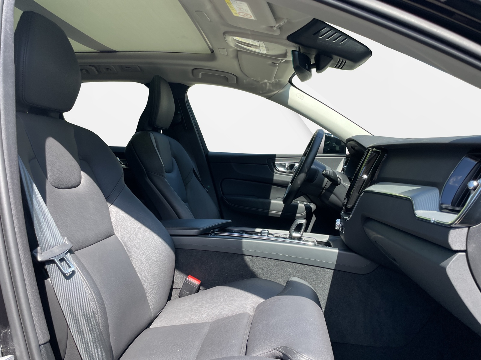 VOLVO XC60 2.0 T6 TE Plus Dark eAWD