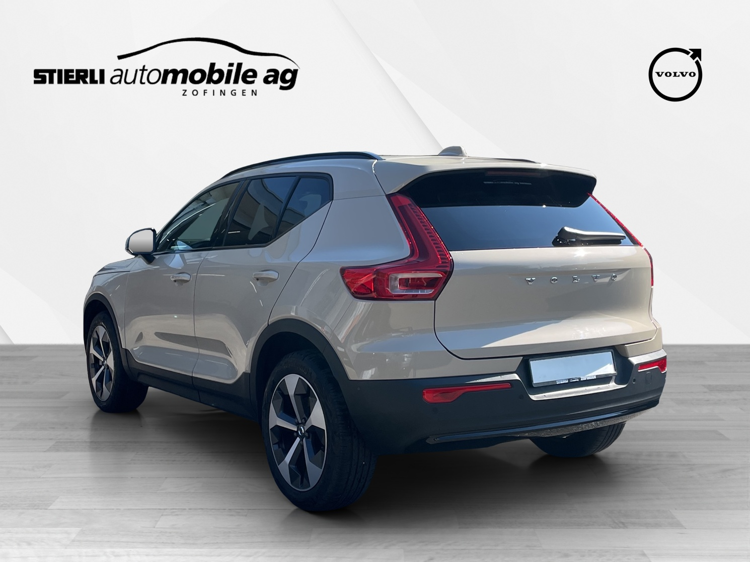 VOLVO XC40 2.0 B4 MH Ultra Dark