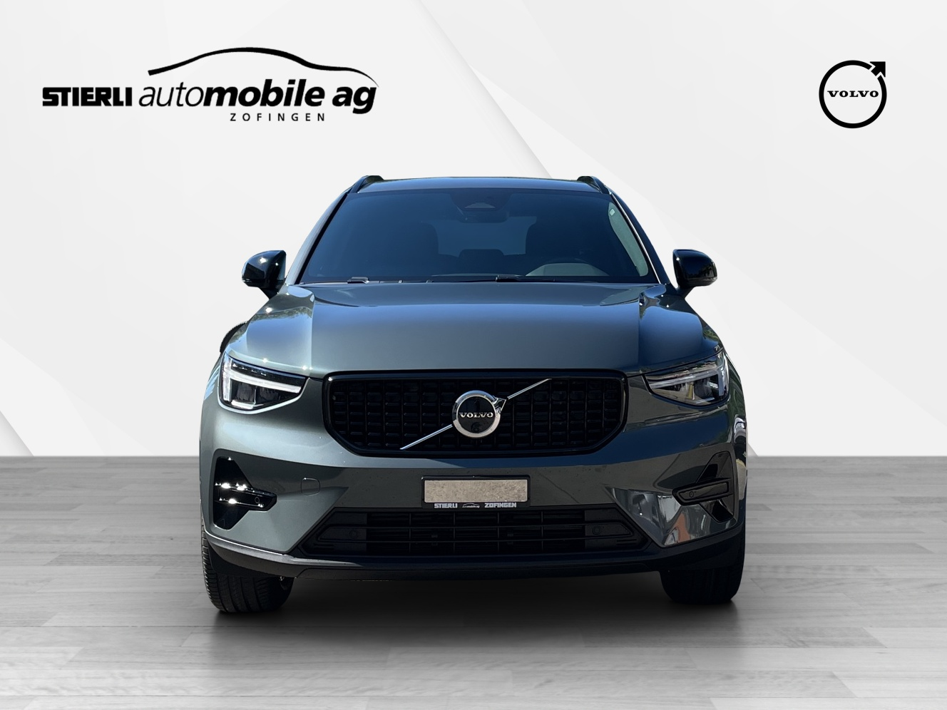 VOLVO XC40 2.0 B3 MH Plus Dark