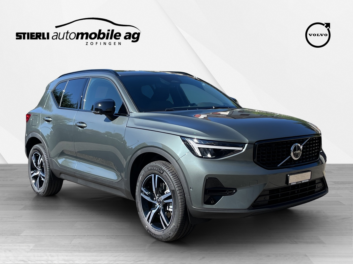 VOLVO XC40 2.0 B3 MH Plus Dark