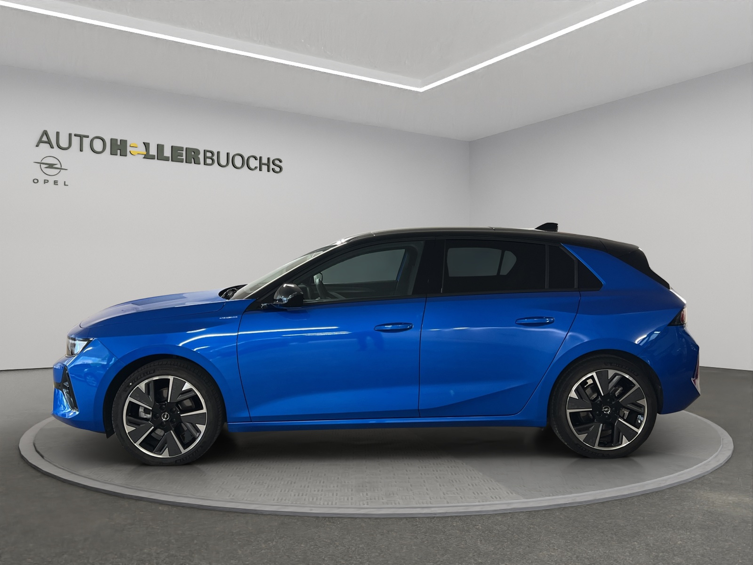 OPEL Astra-e Swiss Plus