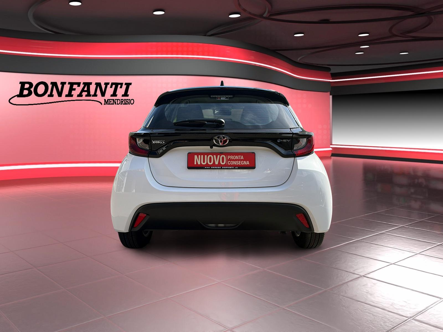 TOYOTA Yaris 1.5 VVT-i HSD Comfort
