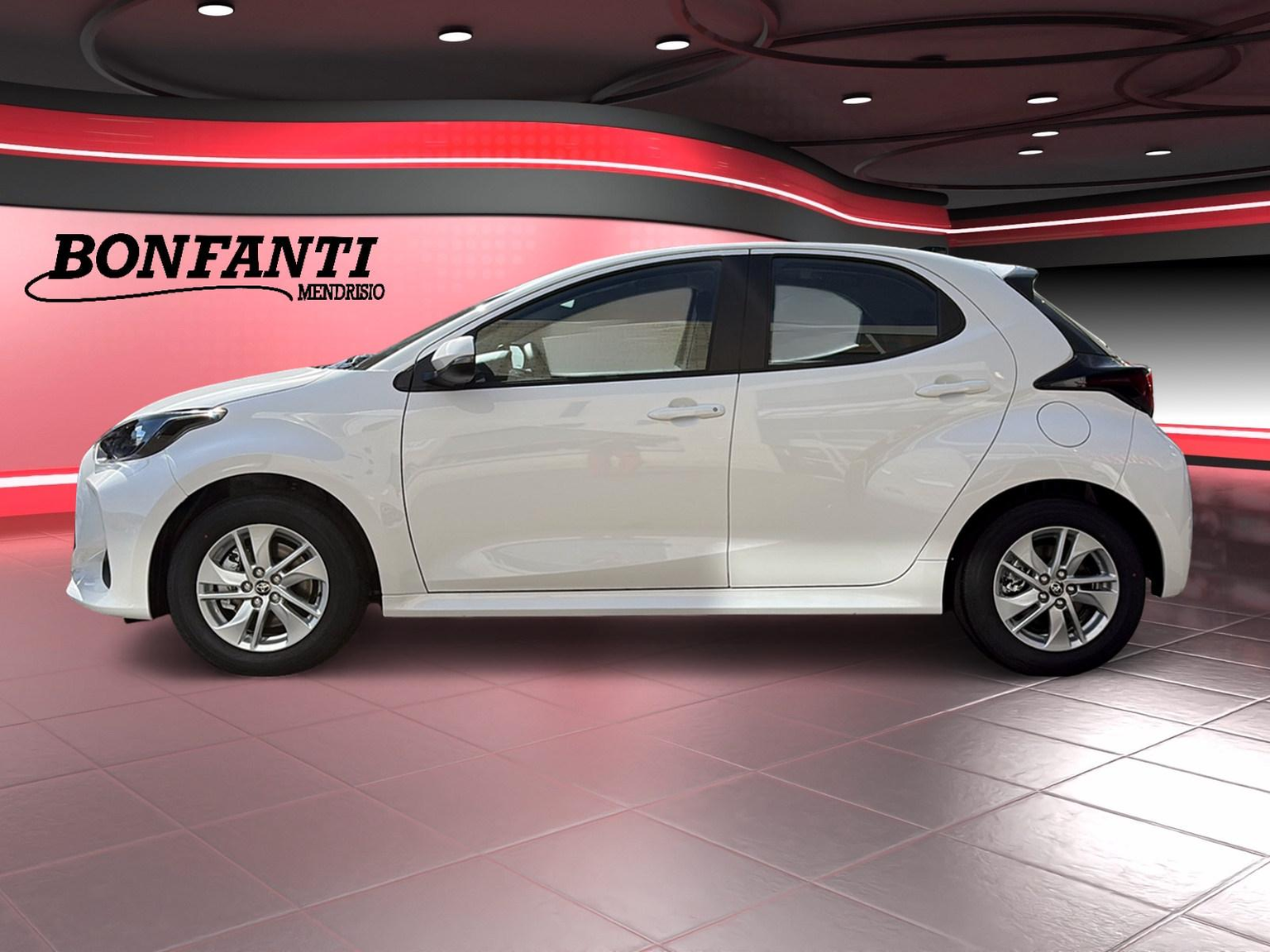 TOYOTA Yaris 1.5 VVT-i HSD Comfort