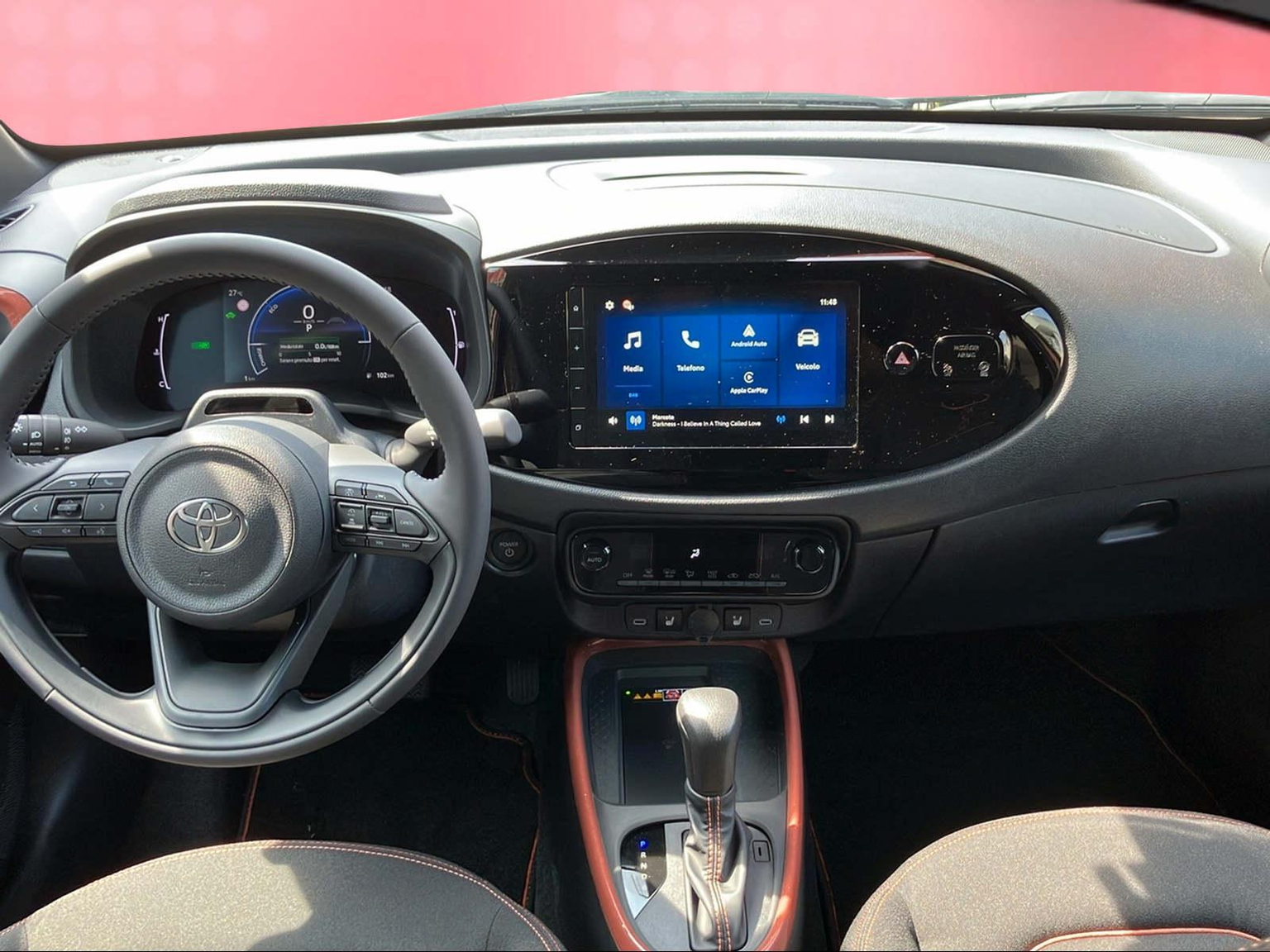 TOYOTA Aygo X 1.5 VVT-i HSD Trend