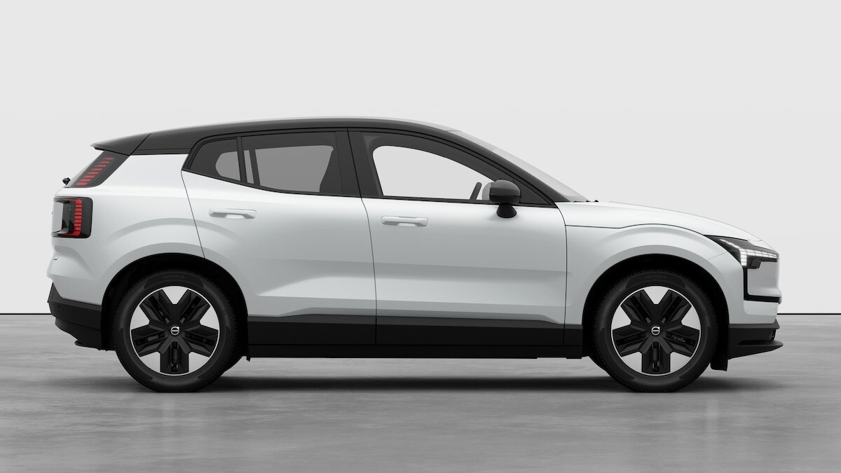 VOLVO EX30 P5 Longe Range Plus