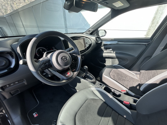 TOYOTA Aygo X 1.5 Sty. e-CVT Tr.