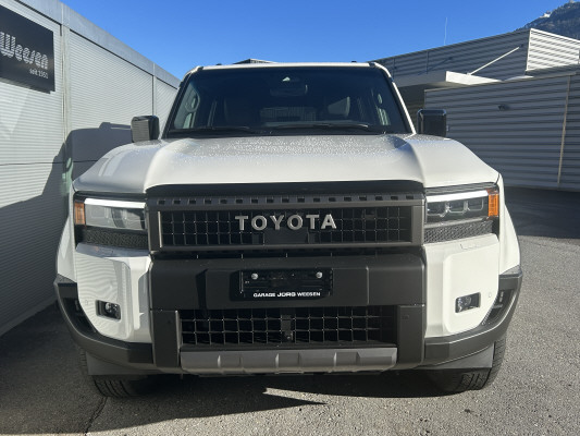 TOYOTA LandCruiser 2.8 48V Style