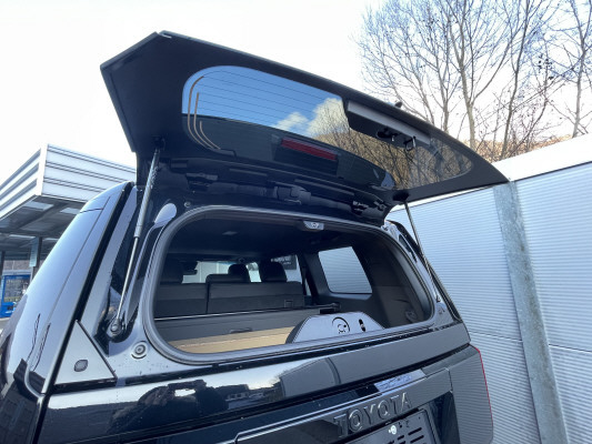 TOYOTA LandCruiser 2.8 48V Inv.