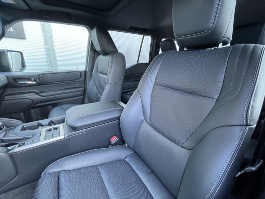TOYOTA LandCruiser 2.8 48V Inv.