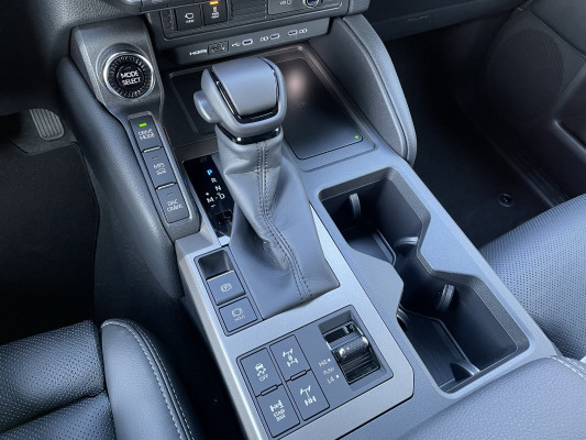 TOYOTA LandCruiser 2.8 48V Inv.