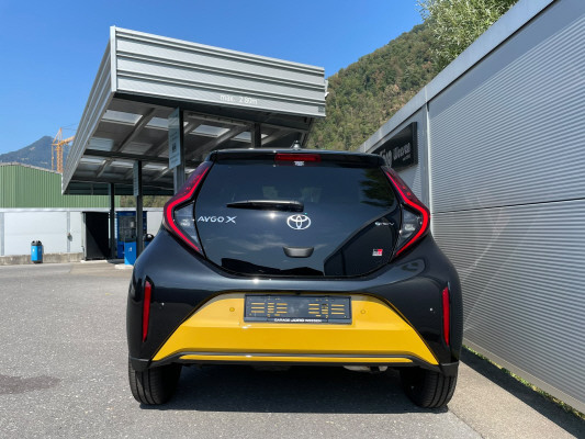 TOYOTA Aygo X 1.5 Sty. e-CVT Tr.