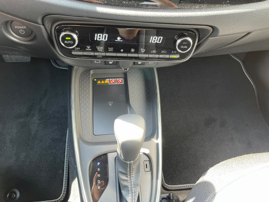 TOYOTA Aygo X 1.5 Sty. e-CVT Tr.