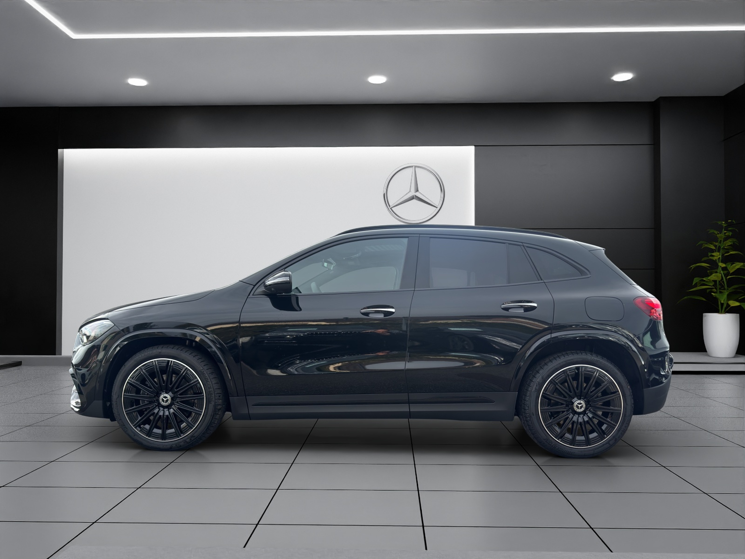 MERCEDES-BENZ GLA 220d 4Matic 8G-DCTSwiss Star