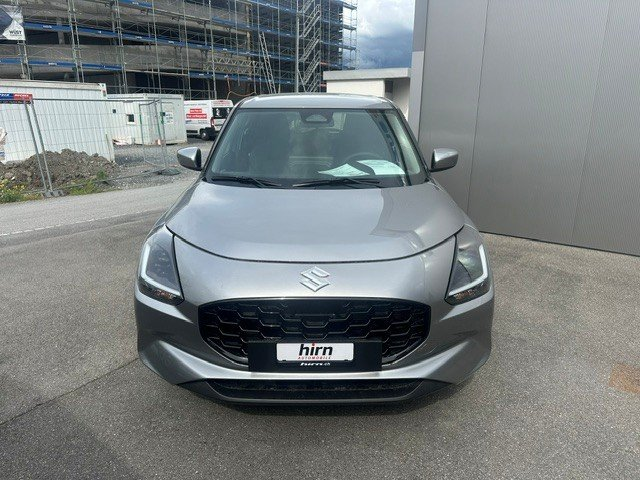 SUZUKI Swift 1.2 Sakura Hybrid 4x4