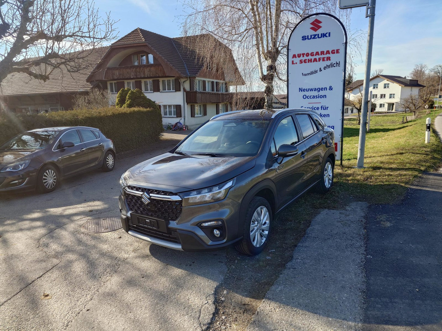 SUZUKI S-Cross 1.4 T Sakura Hybrid 4x4