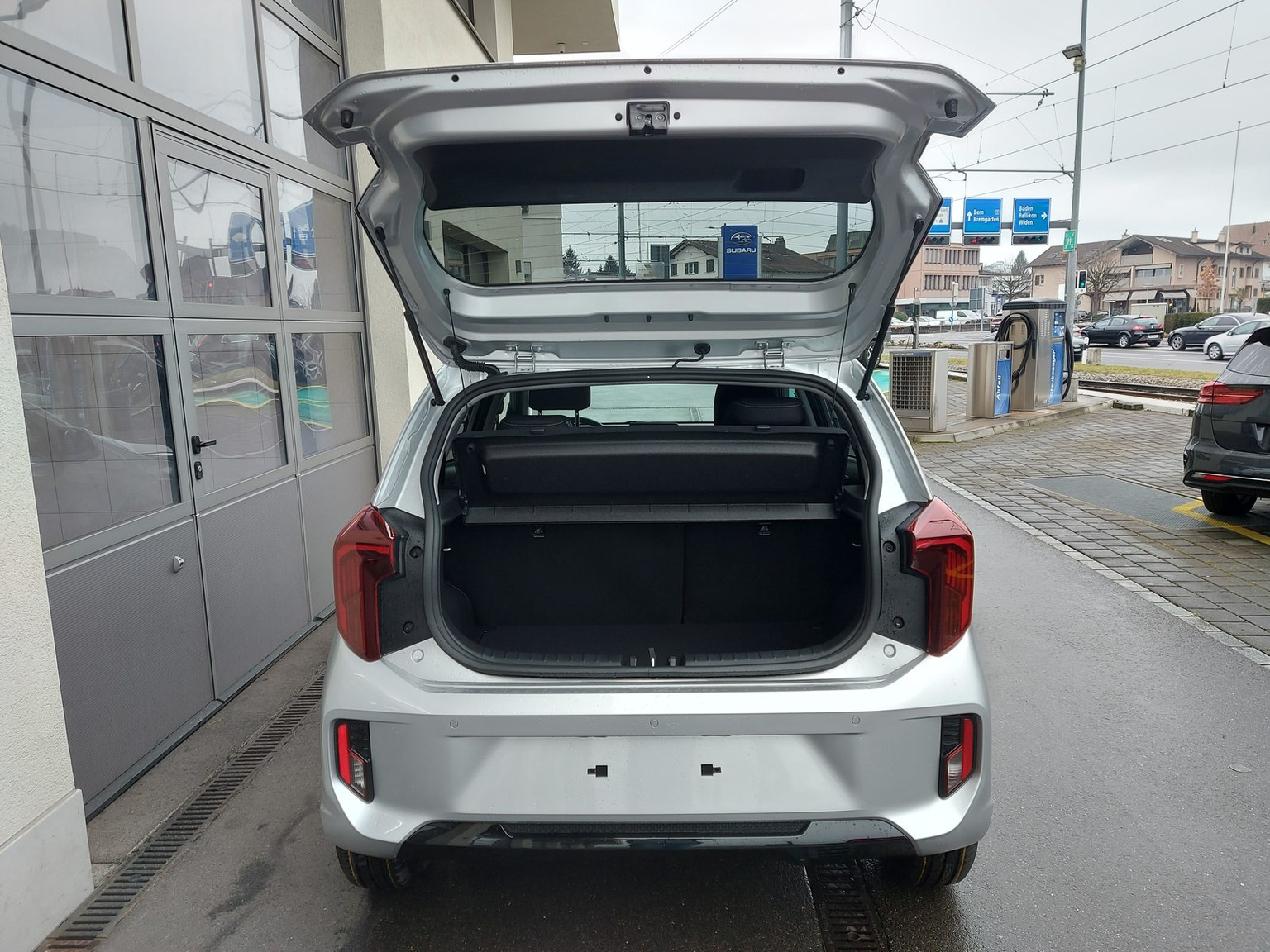 Vehicle Image