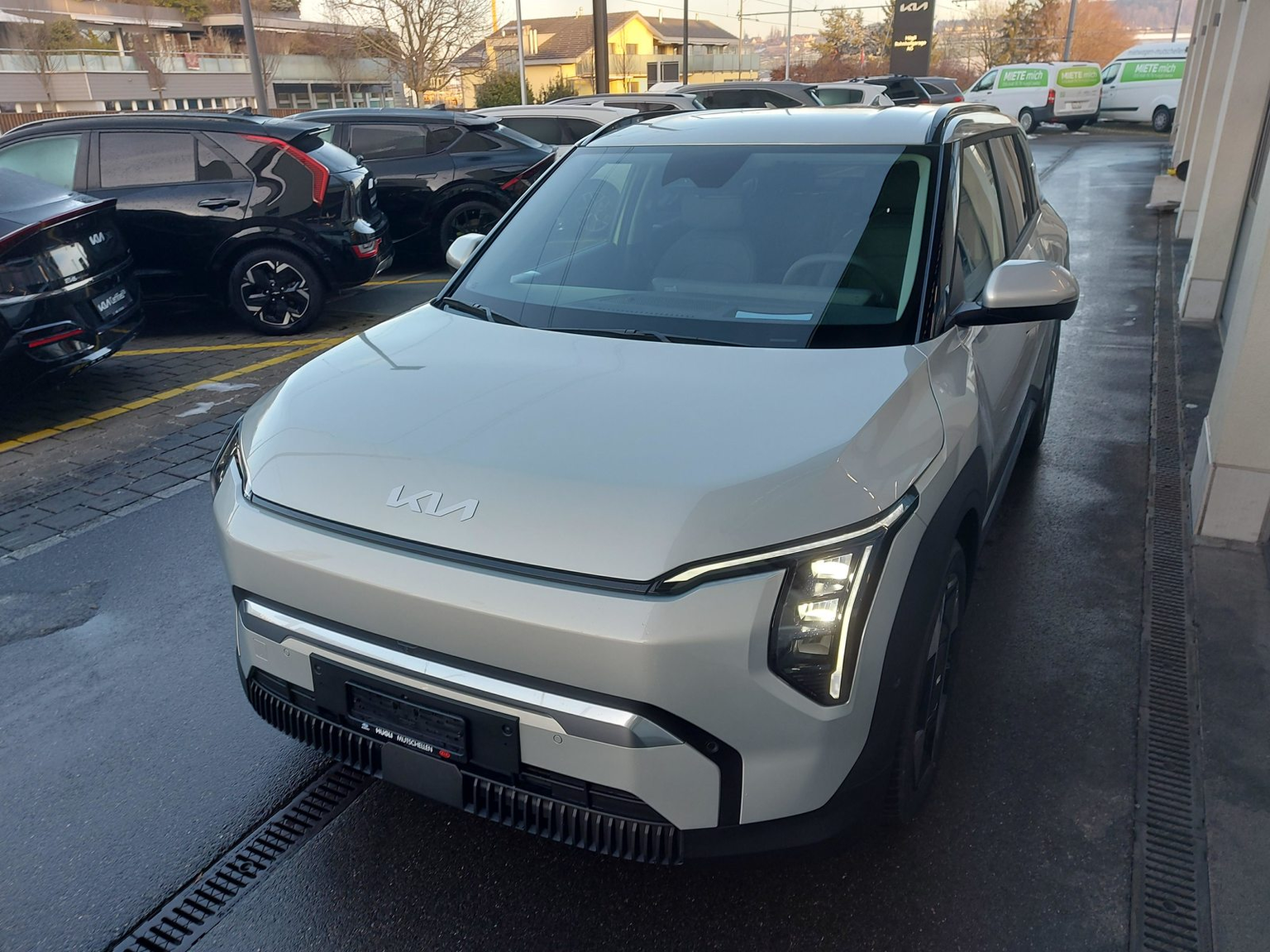 KIA EV3 81 kWh Earth+