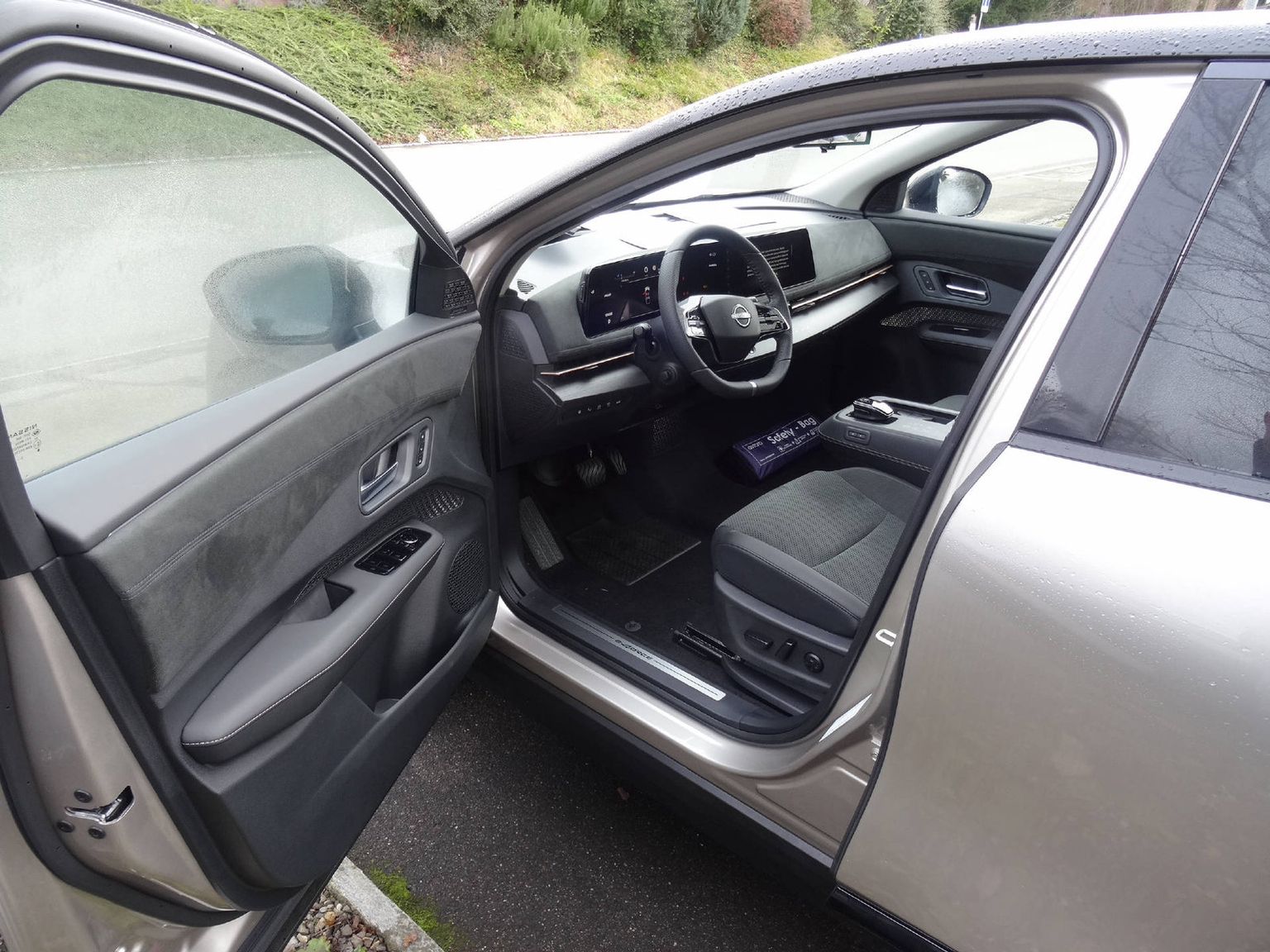 NISSAN Ariya Evolve e-4orce