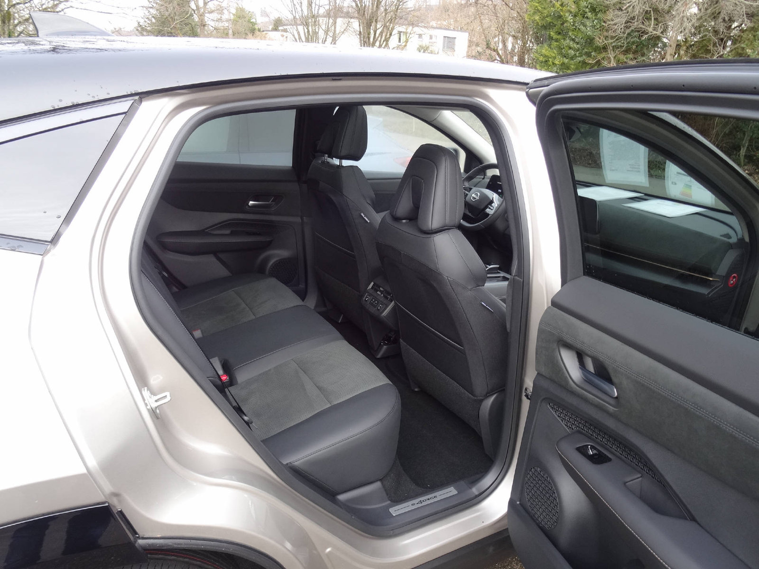 NISSAN Ariya Evolve e-4orce