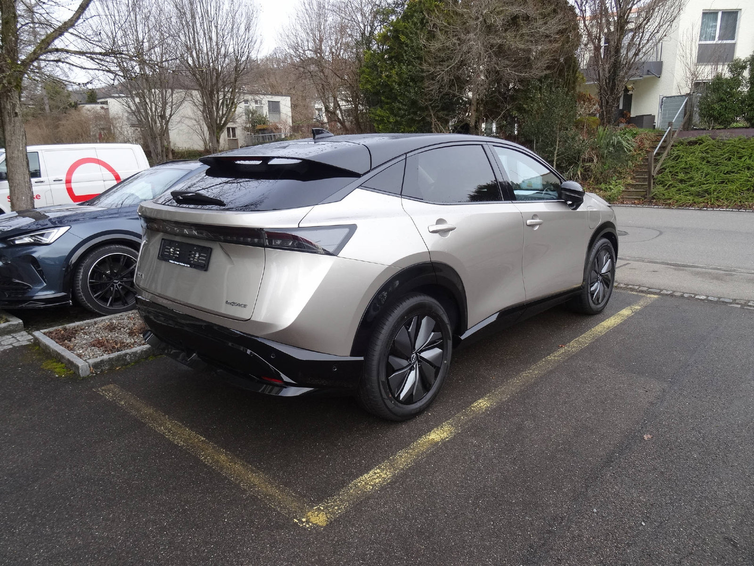 NISSAN Ariya Evolve e-4orce