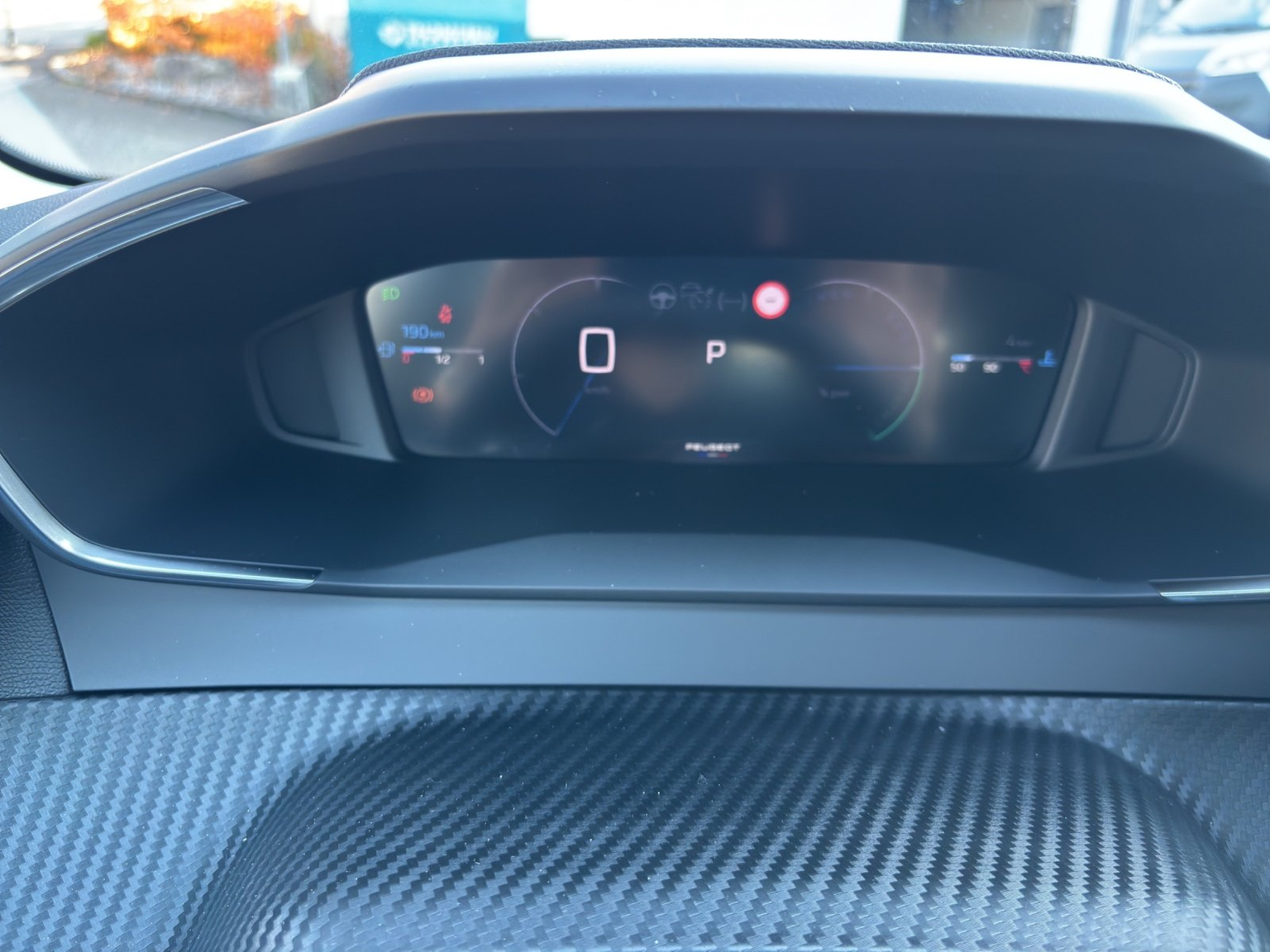 PEUGEOT 208 1.2 Hybrid Allure Premium