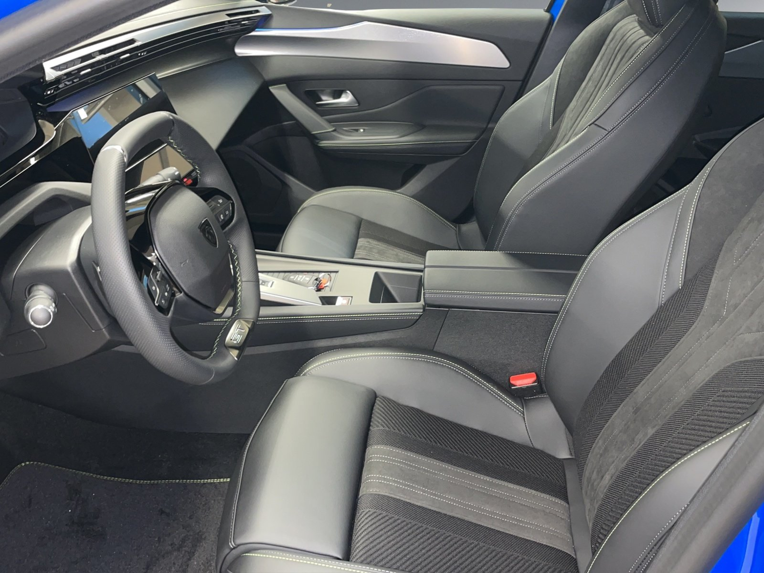PEUGEOT 308 1.6 PHEV 180 GT