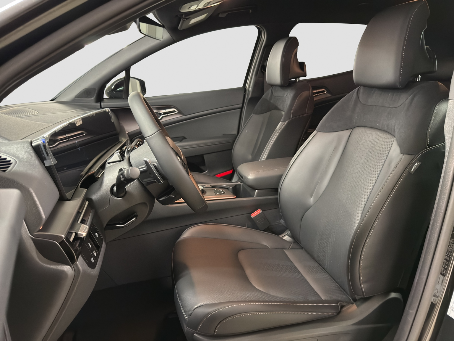 KIA Sportage 1.6 T-GDi Hybrid Black Edition