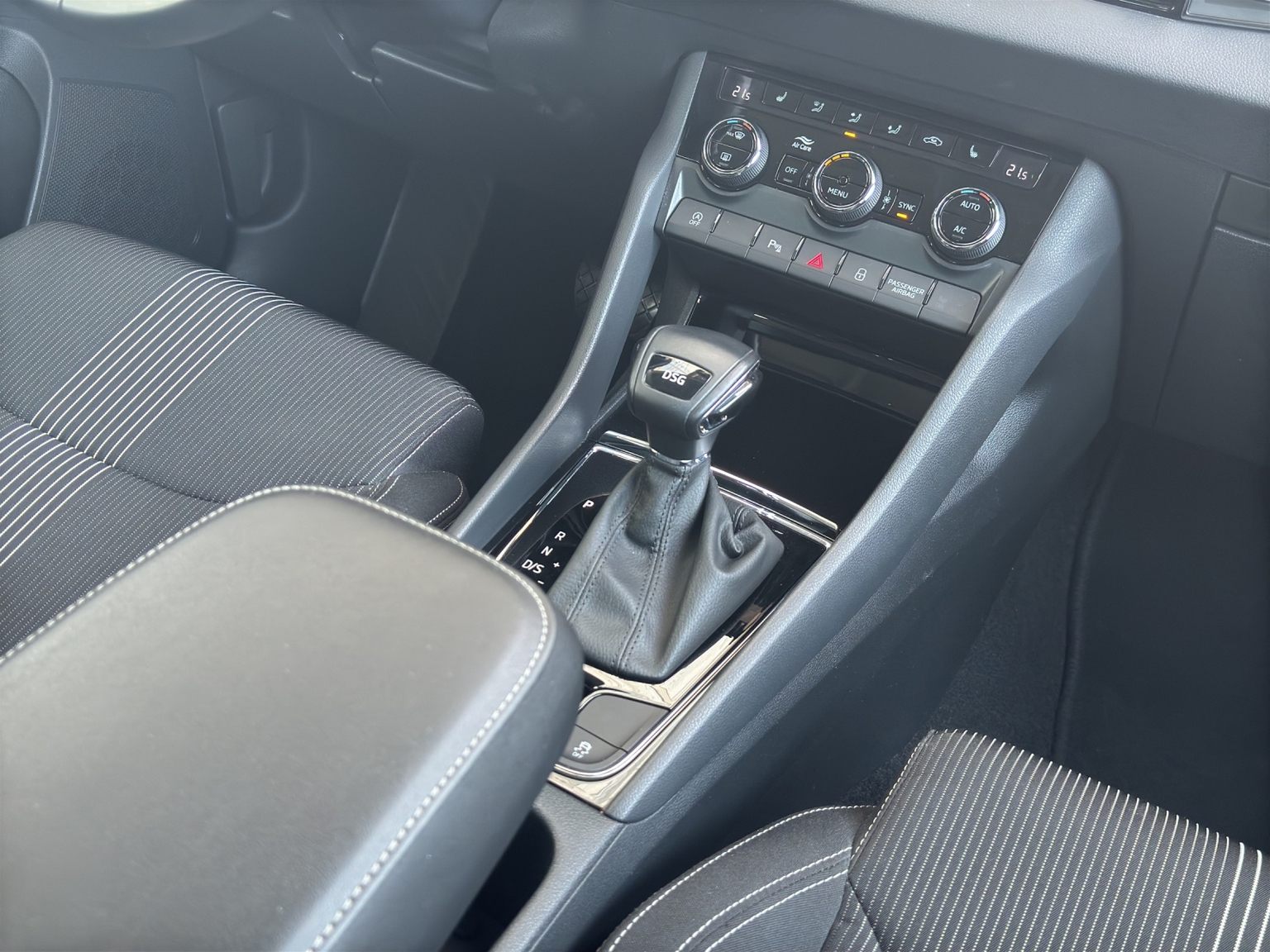 SKODA Karoq 1.5 TSI Style DSG