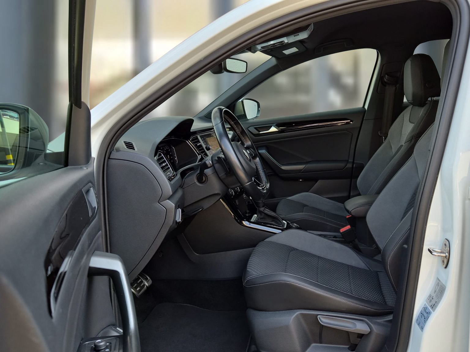 VW T-Roc 2.0 TSI R DSG 4Motion Pure Wihte uni
