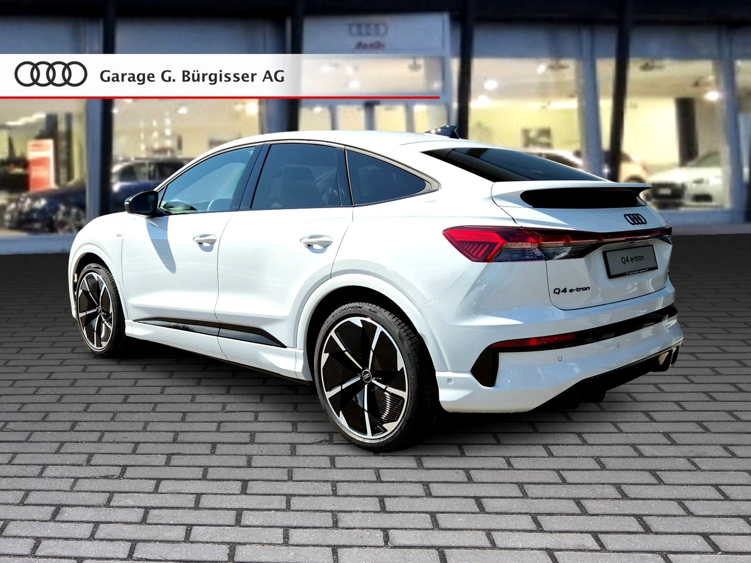 AUDI Q4 Sportback e-tron quattro performance Edition Swiss Ski Gletscherweiss Metallic