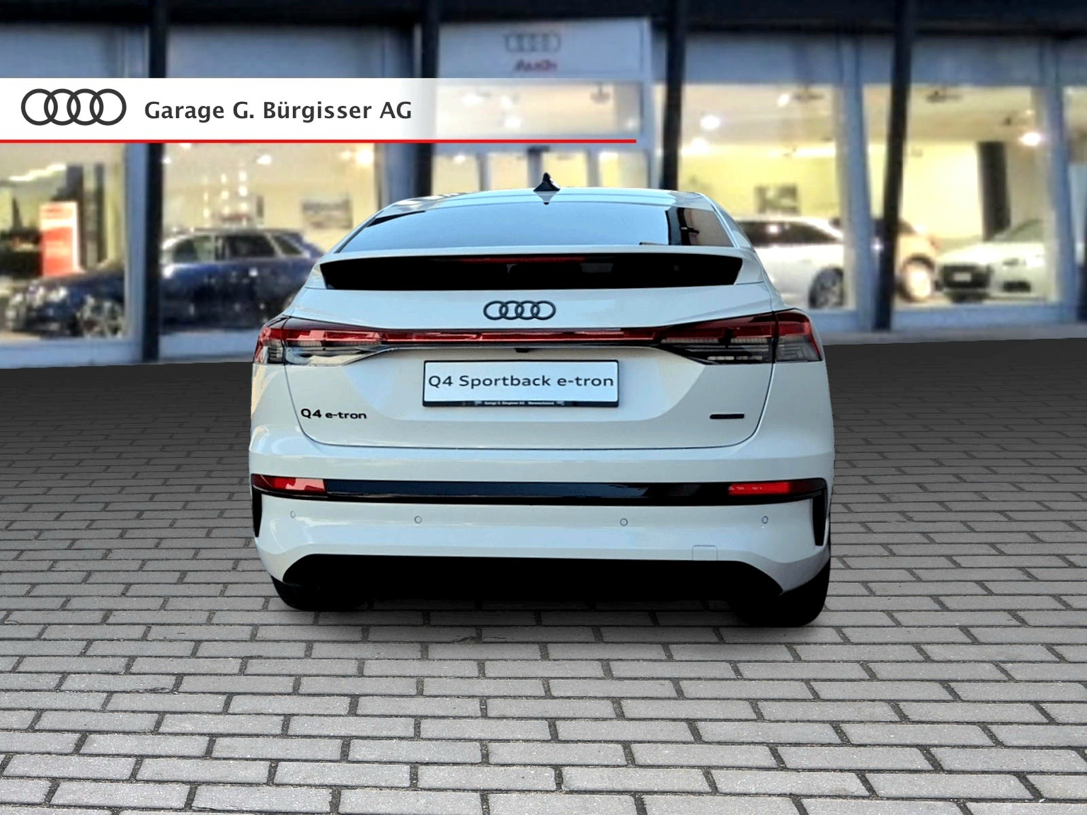 AUDI Q4 Sportback e-tron quattro performance Edition Swiss Ski Gletscherweiss Metallic